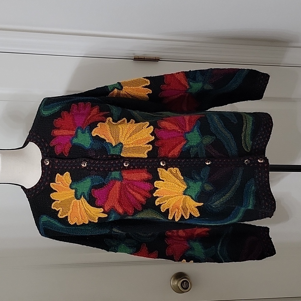 Factoria Perez Handmade Baby Alpaca Embroidered Knit Button Front Cardigan